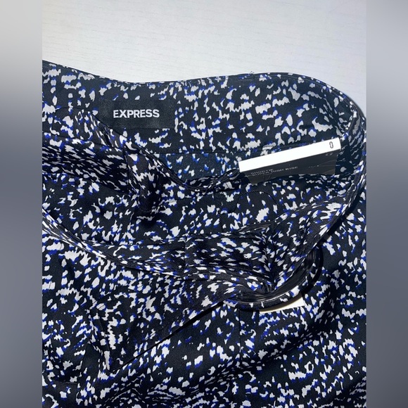 Express Navy Blue, Black, and White Paper bag shorts - Picture 7 of 7